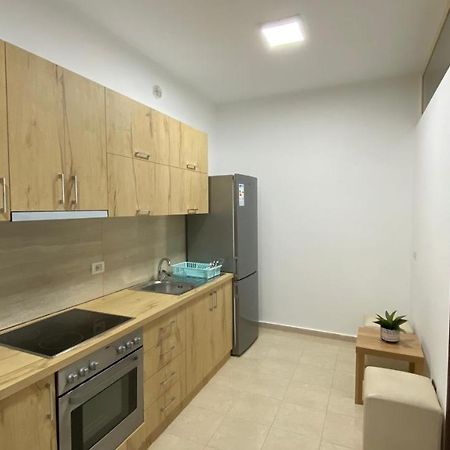 Anna'S Apartament Lushnjë Εξωτερικό φωτογραφία